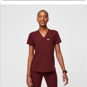 Figs Catarina One Pocket Scrub Top Size Medium